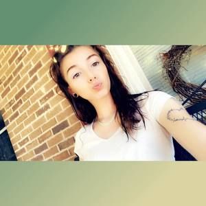 Meet your Posher, Savanna